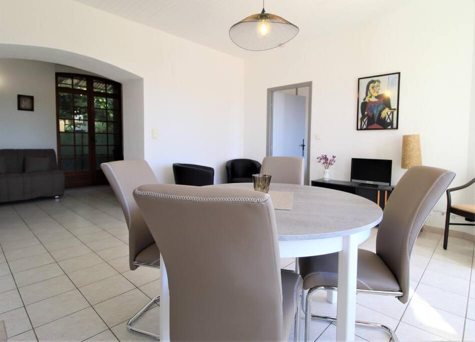 Ferienwohnung La Petite Venise Goudargues Exterior foto